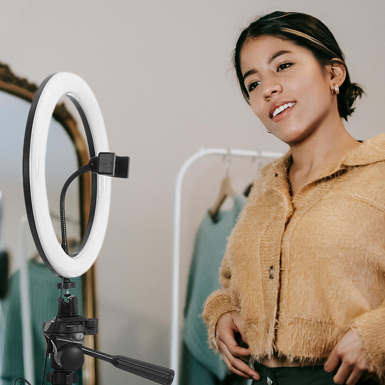 مصباح حلقي LED قابل للتعتيم وا - مراجعة Makeup Photography Lighting وسعره